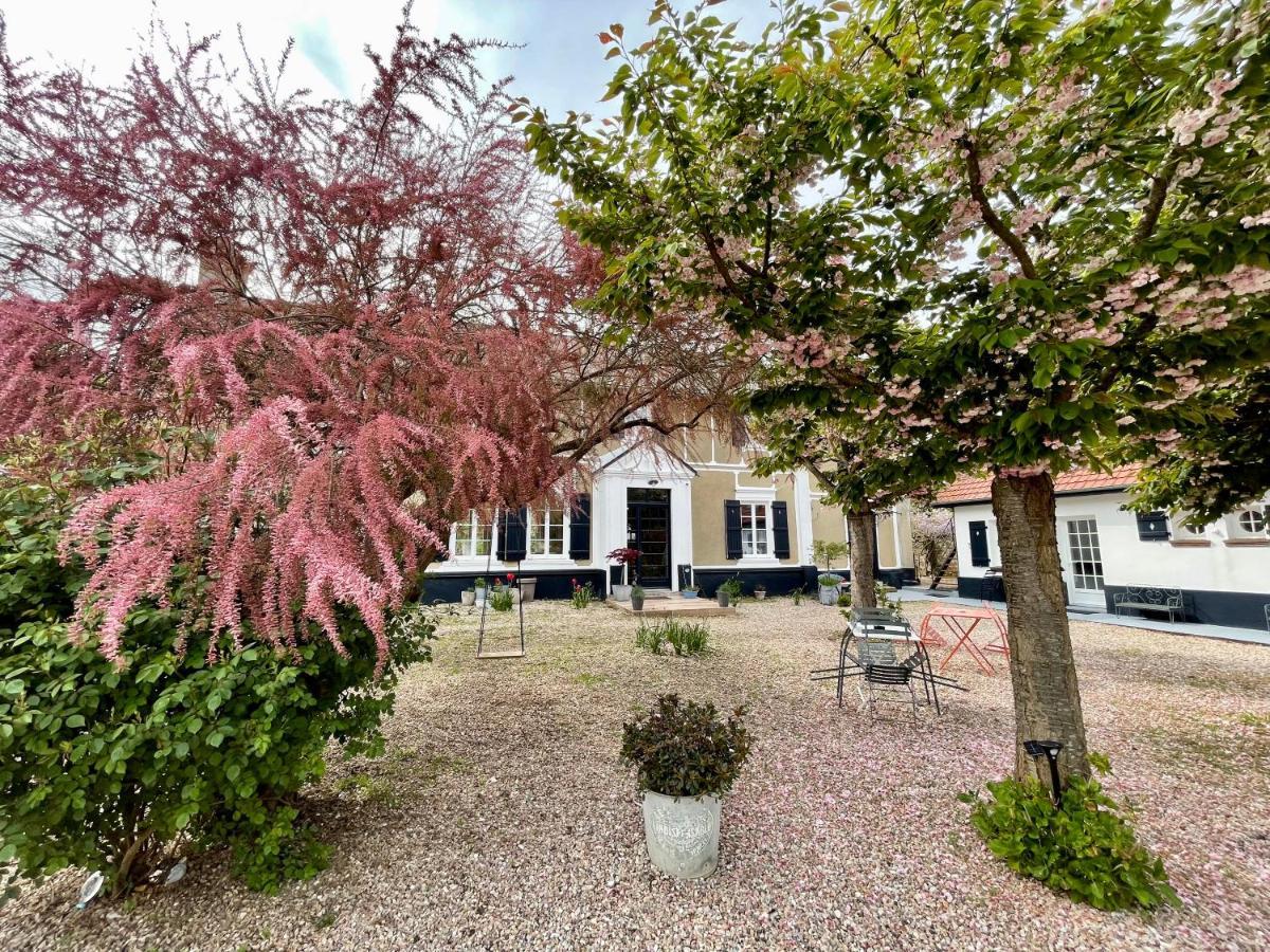 Au Presbytere De Saigneville Exteriör bild