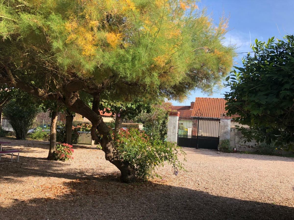 Au Presbytere De Saigneville Exteriör bild